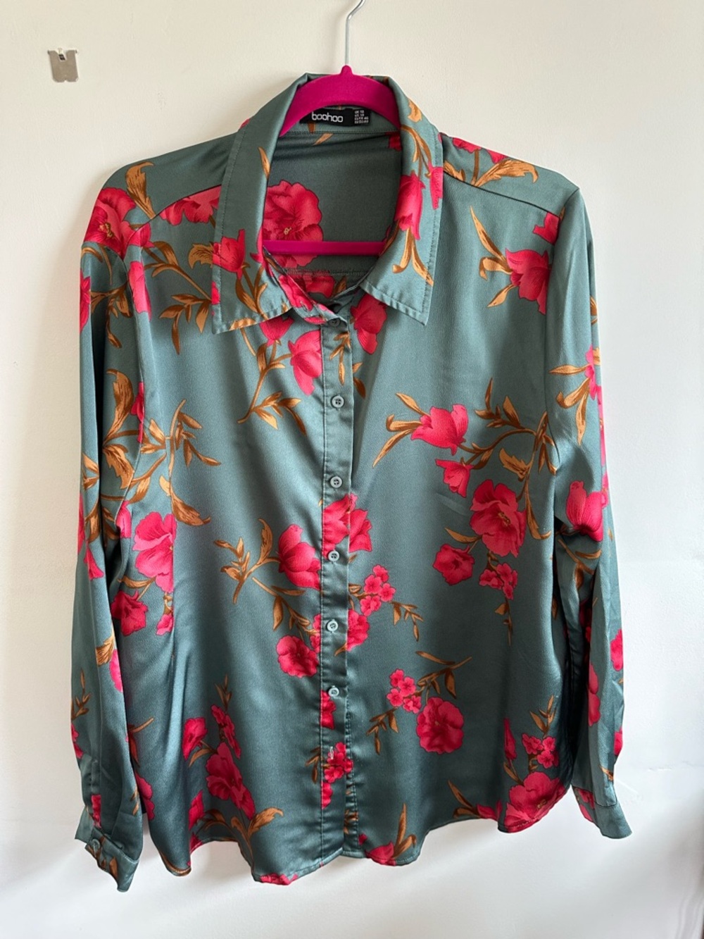 Boohoo Green Satin Floral Button-Down Blouse with Pink & Gold Print